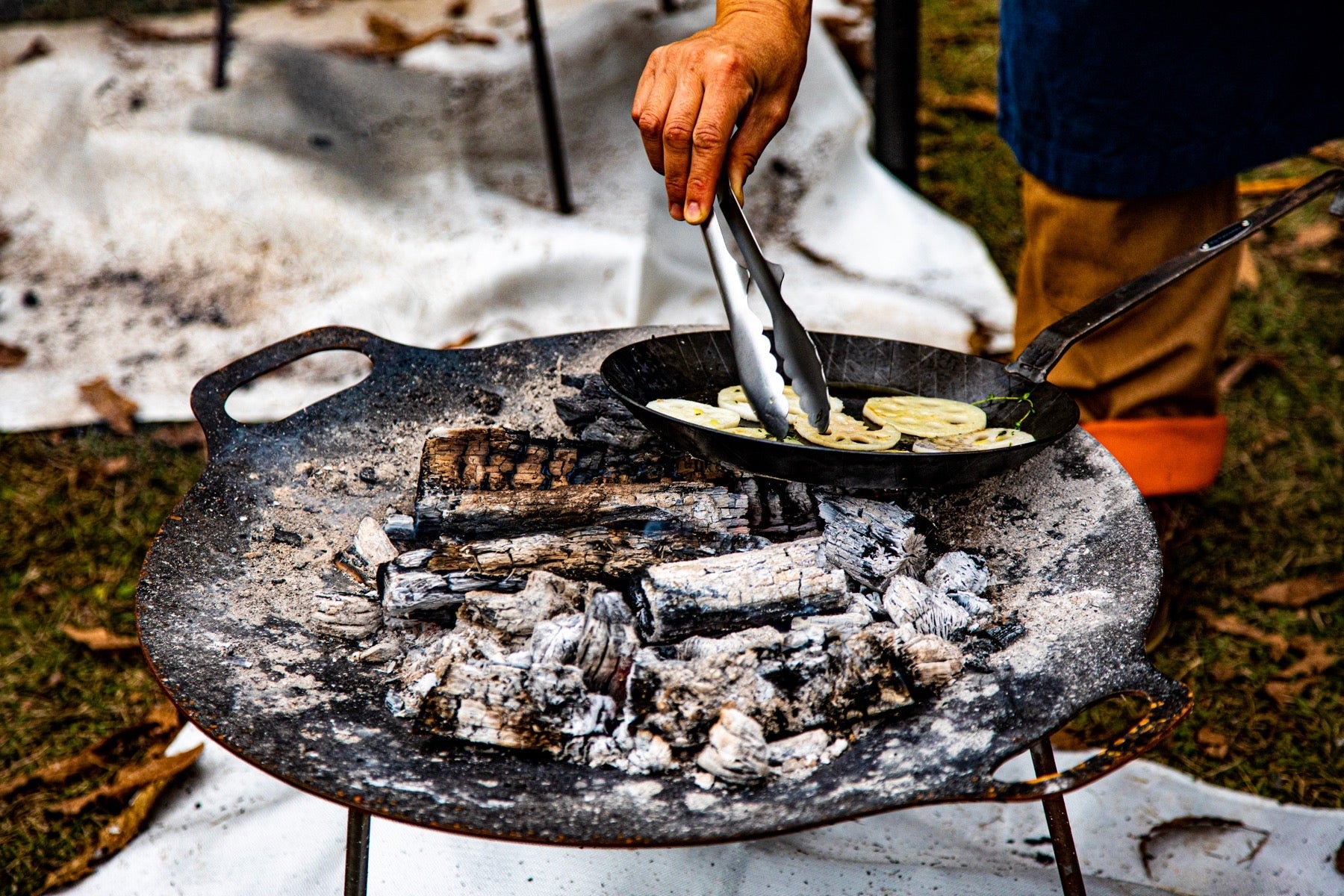 Embers Cooking Mastering Charcoal & Embers: Outdoor Cooking Versatility with Cook On ...